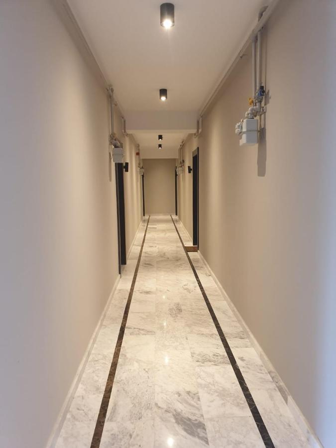 Lake Tower Apartments มามายา ภายนอก รูปภาพ
